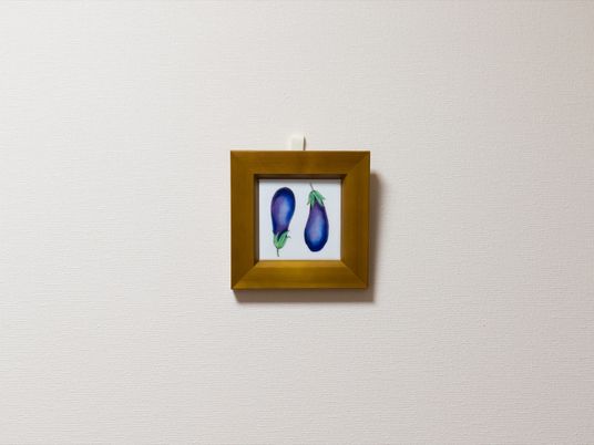 壁に掛けられた絵