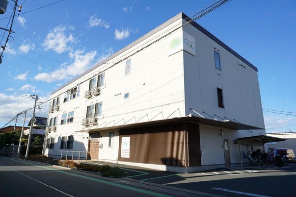 清潔感のある建物外観