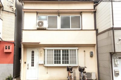 シンプルな外観