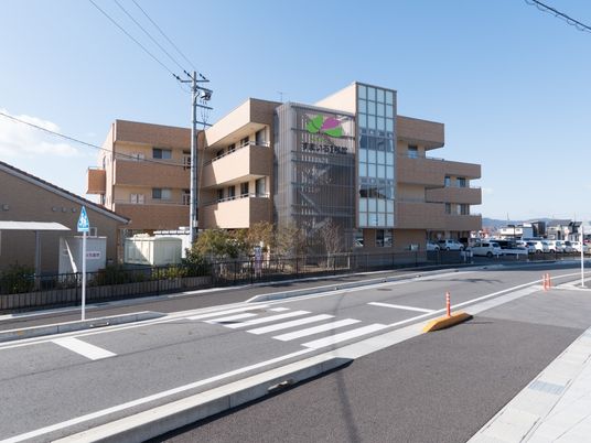 施設の外観全景