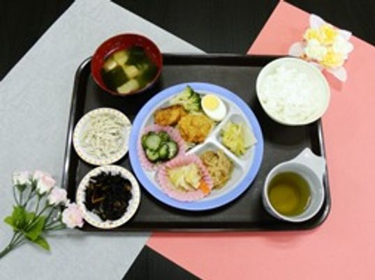 和風のバランスの取れた食事