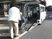 入口での車椅子介助