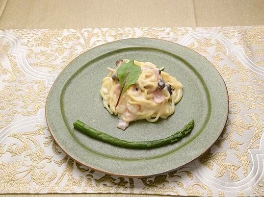 和風のテーブル上の料理