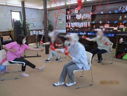 運動が行われている部屋