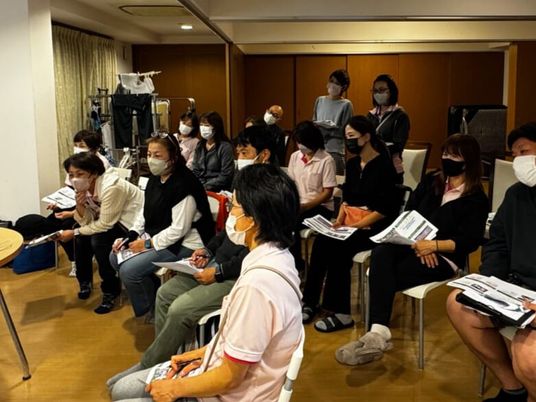 研修中の様子多目的室