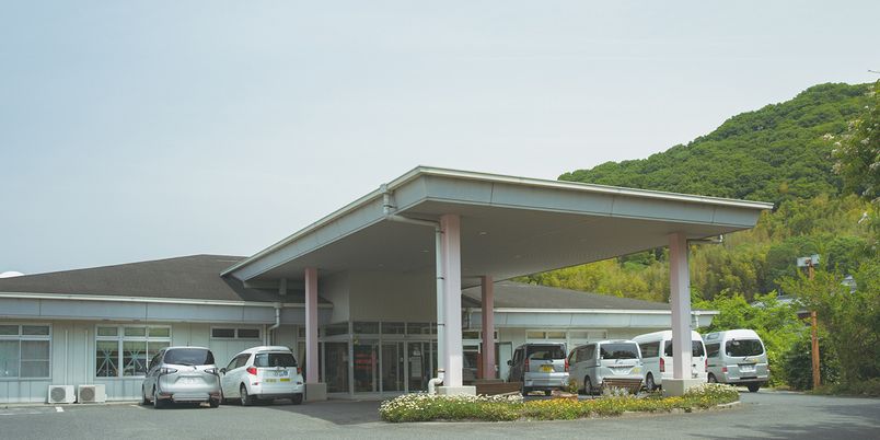 エントランスの外観