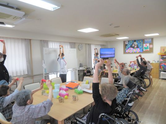 リビングでの体操活動