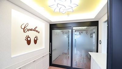 エントランスの明るい空間