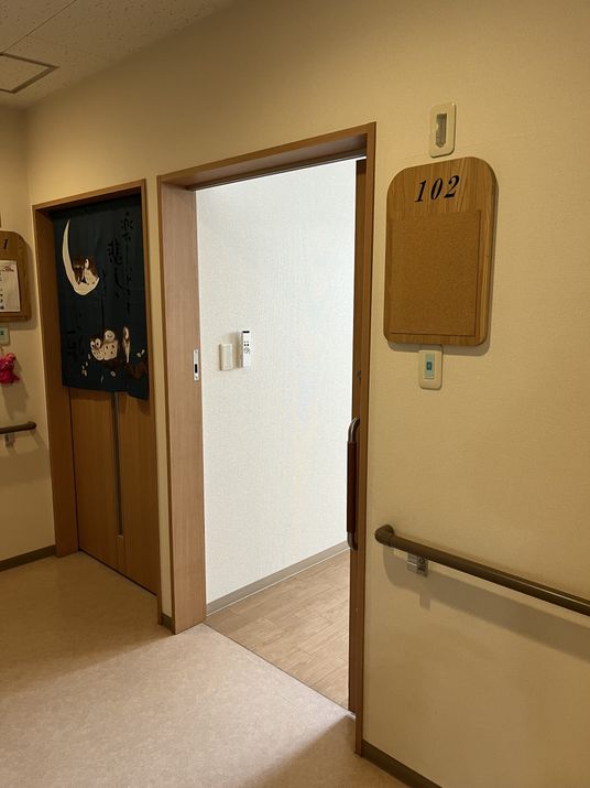 介護施設の居室の入口