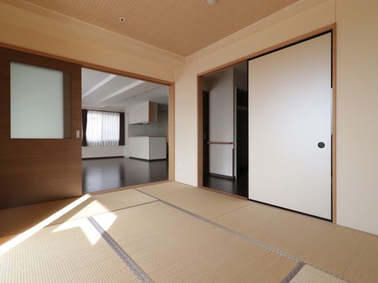 落ち着いた雰囲気の和室