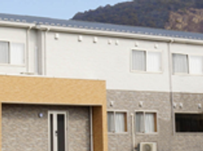 新しい建物の外観