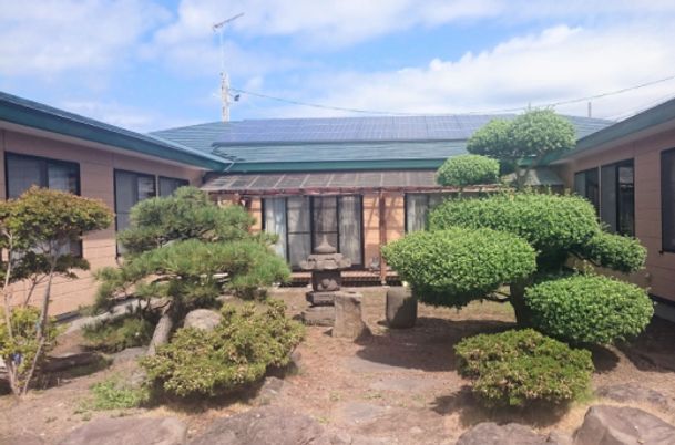 緑豊かな中庭