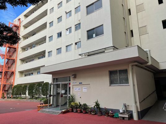 ゆったりとしたエントランス