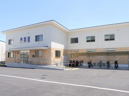 ゆとりある職場の外観