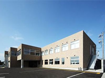 開放感のある建物外観