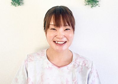 笑顔のスタッフの様子