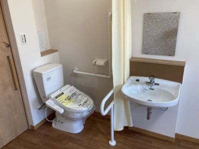 バリアフリーのトイレ設備