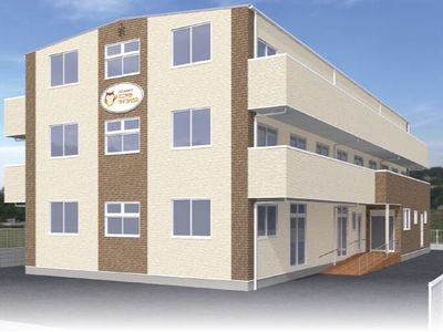 明るい清潔な建物外観