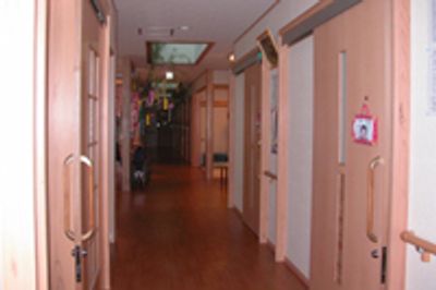 温かみのある廊下