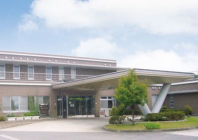 広々とした建物の外観