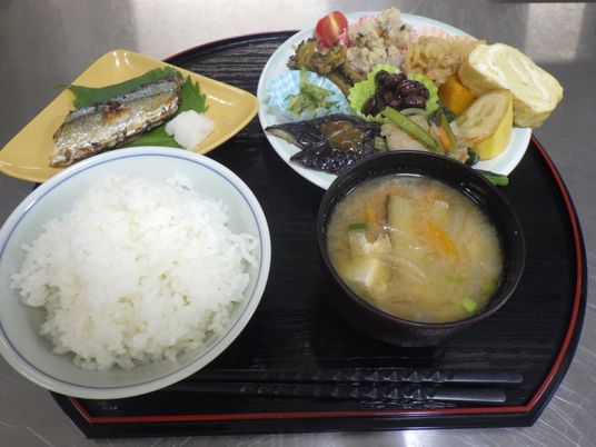 彩り豊かな和食の料理  
