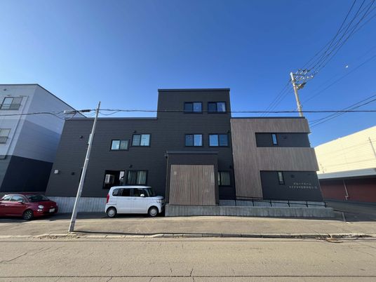 外観の洗練された建物