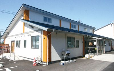 ゆったりした建物外観