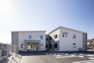 明るく開放的な施設