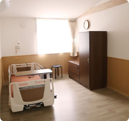 明るい部屋の居室  