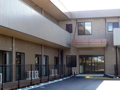 広々とした明るいエントランス