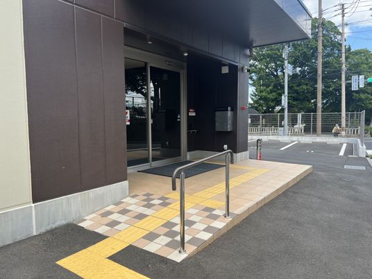 ゆったりとしたエントランス