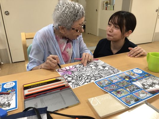 利用者と職員の共同作業