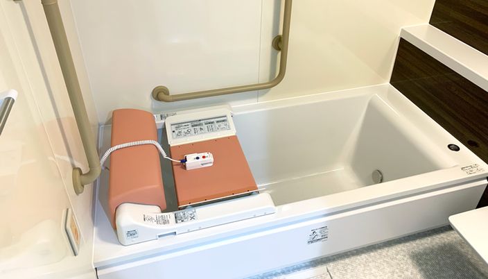 快適な設備の浴室