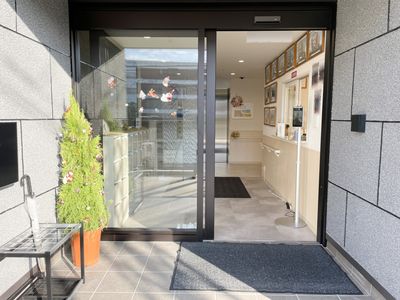 快適な受付付近エントランス