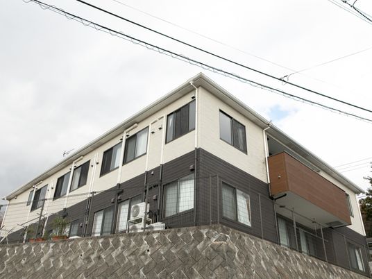 きれいな施設の外観