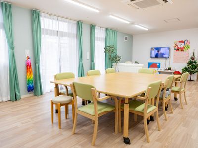 広々としたラウンジ