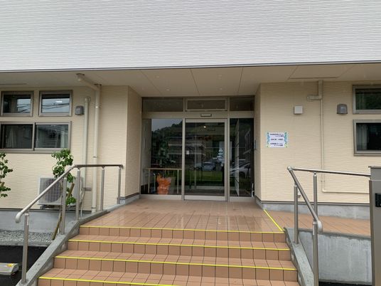温かみのあるエントランス