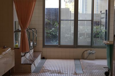 清潔感のある浴室