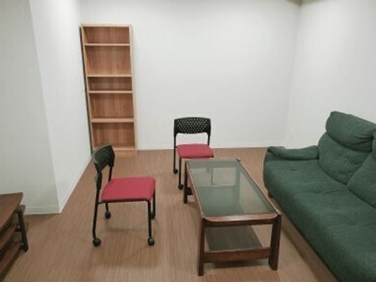 落ち着いた雰囲気の居室