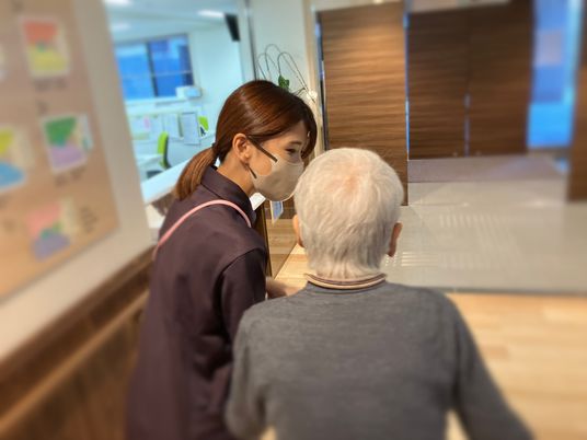 親切な対応のラウンジ