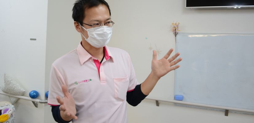 落ち着いた内観