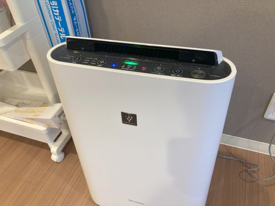空気清浄機のある部屋