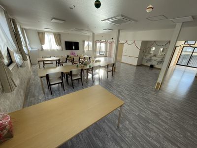 明るい空間のダイニングルーム