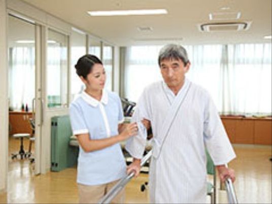 歩行訓練をする機能訓練室