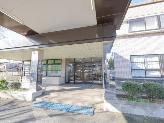 明るい入口