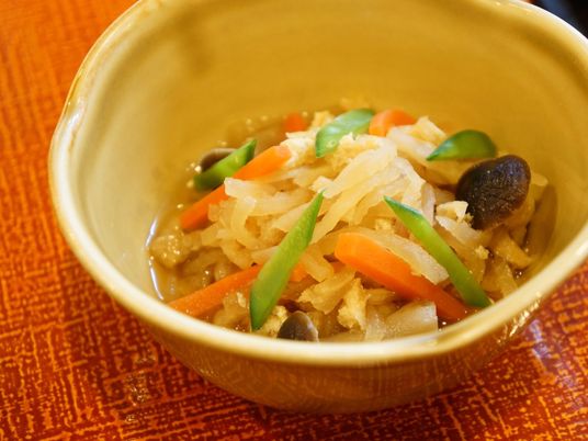 色鮮やかな和食料理