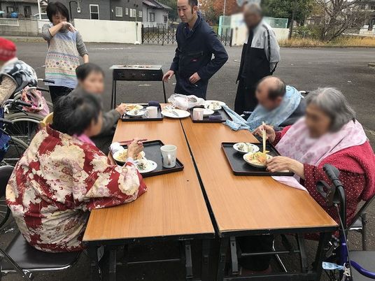交流の場、庭