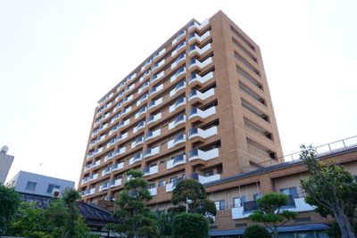 多階層の外観