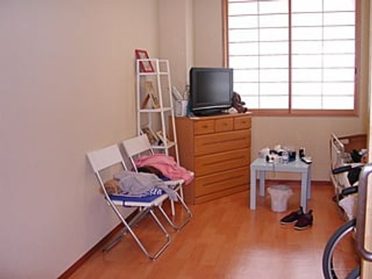 木のぬくもり溢れる居室