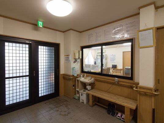 エントランスの待合室風景